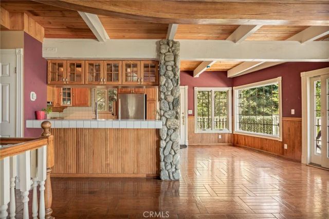 755 Grass Valley, Lake Arrowhead, CA 92352