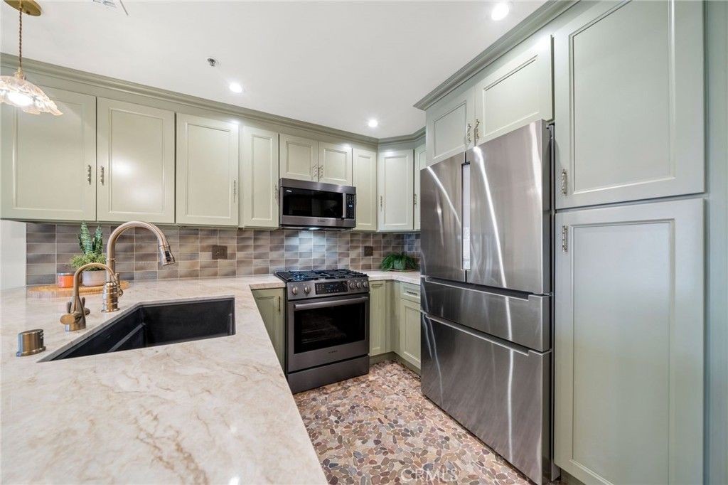 2563 Plaza Del Amo 404, Torrance, CA 90503 — photo 5