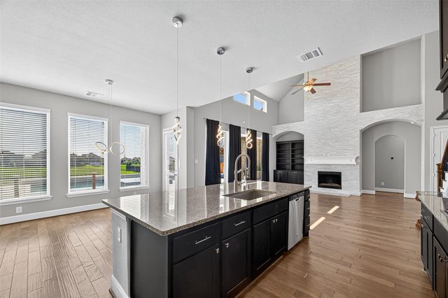 1621 Noble Way Court, League City, TX 77573