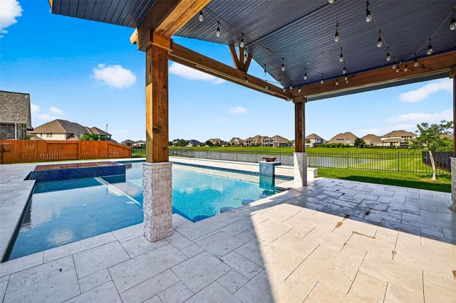 1621 Noble Way Court, League City, TX 77573