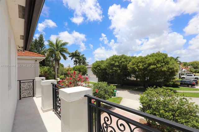 15270 SW 115th Ter, Miami, FL 33196