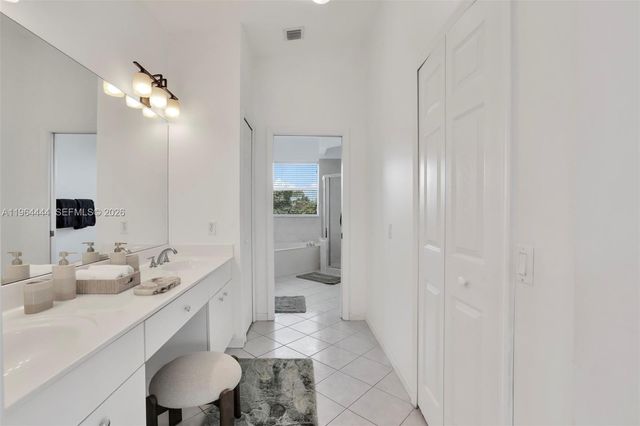 15270 SW 115th Ter, Miami, FL 33196