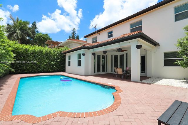 15270 SW 115th Ter, Miami, FL 33196