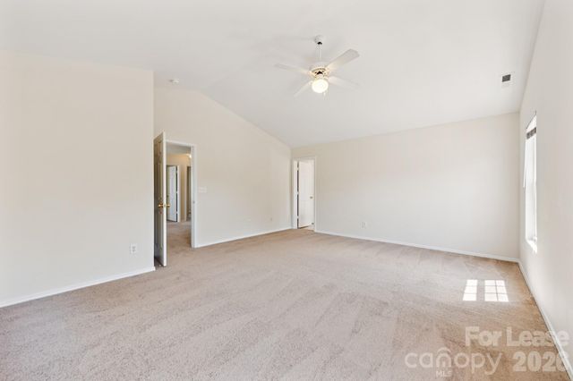 8605 Redding Glen Avenue, Charlotte, NC 28216