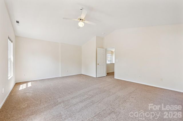 8605 Redding Glen Avenue, Charlotte, NC 28216