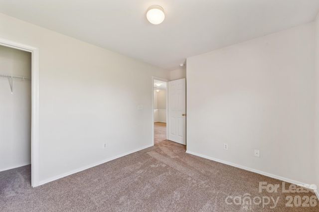 8605 Redding Glen Avenue, Charlotte, NC 28216