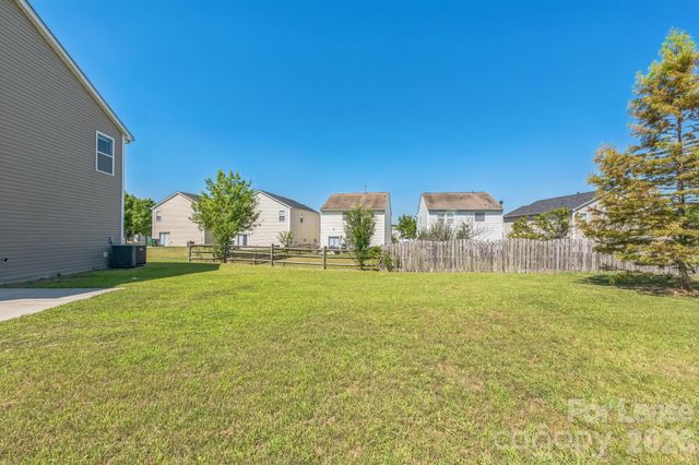 8605 Redding Glen Avenue, Charlotte, NC 28216