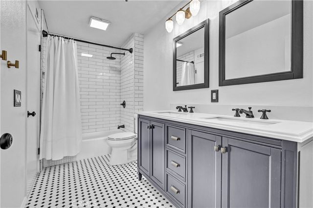 240 Nice Lane 114, Newport Beach, CA 92663