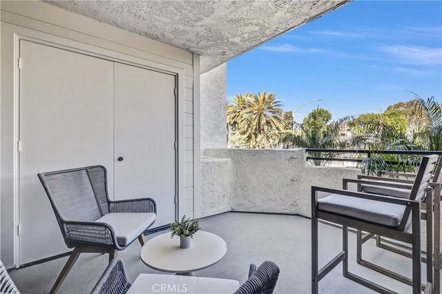 240 Nice Lane 114, Newport Beach, CA 92663