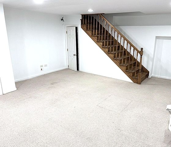 8639.5 W Foster Avenue 1N, Chicago, IL 60656