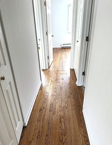 8639.5 W Foster Avenue 1N, Chicago, IL 60656