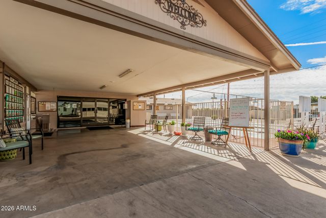 2528 E MCKELLIPS Road 116, Mesa, AZ 85213