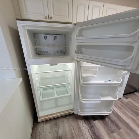 5100 SW 41st St 227, Pembroke Park, FL 33023