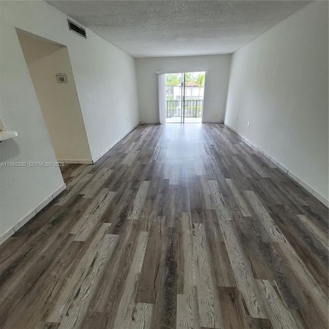 5100 SW 41st St 227, Pembroke Park, FL 33023