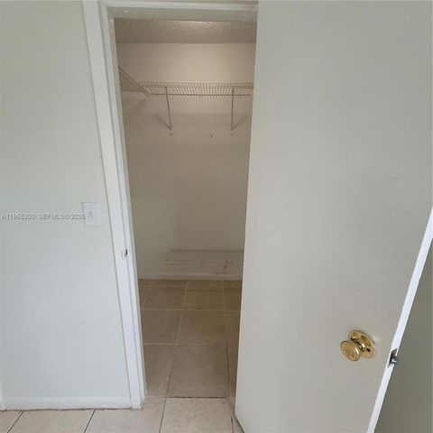 5100 SW 41st St 227, Pembroke Park, FL 33023