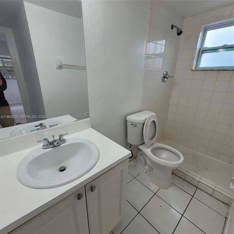 5100 SW 41st St 227, Pembroke Park, FL 33023