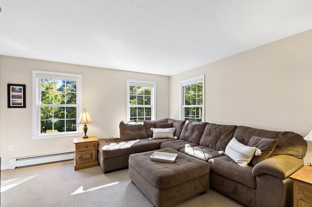 3 Tia Place, Franklin, MA 02038