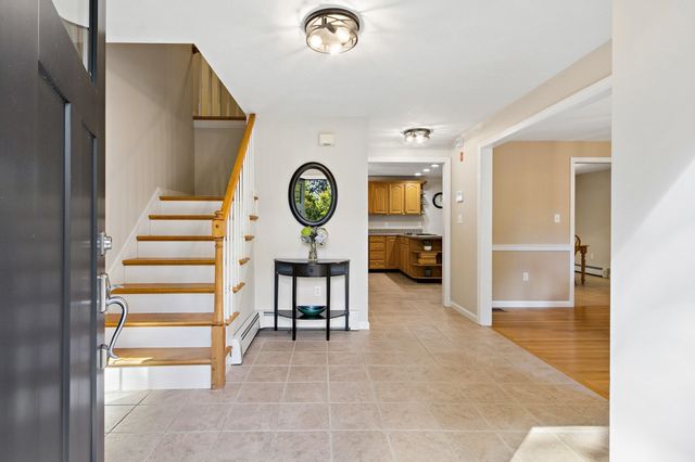 3 Tia Place, Franklin, MA 02038