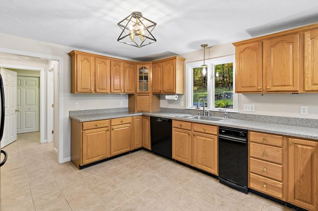 3 Tia Place, Franklin, MA 02038