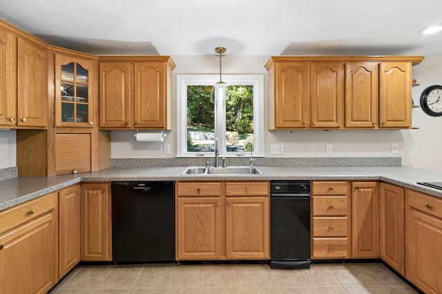 3 Tia Place, Franklin, MA 02038