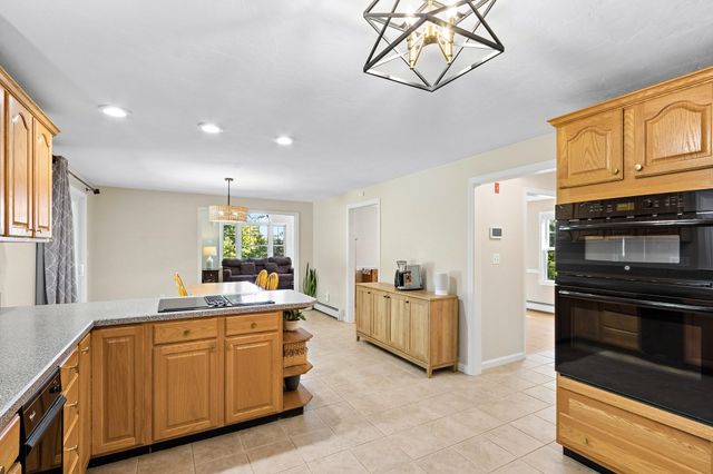 3 Tia Place, Franklin, MA 02038