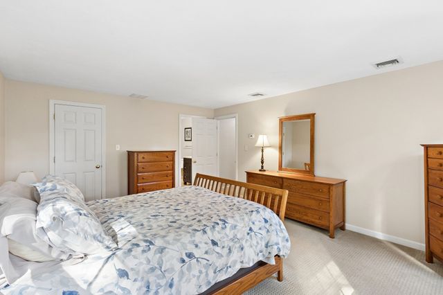 3 Tia Place, Franklin, MA 02038