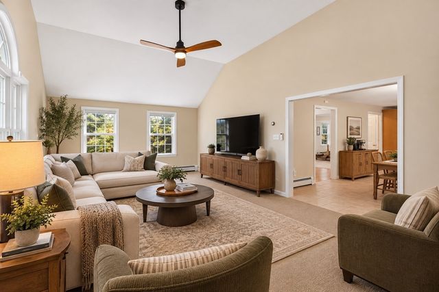 3 Tia Place, Franklin, MA 02038