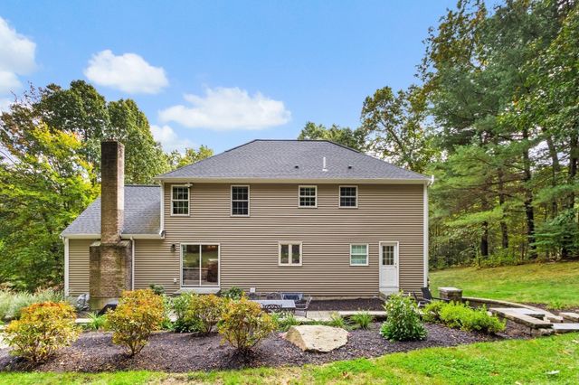3 Tia Place, Franklin, MA 02038