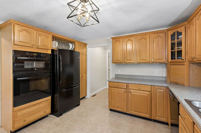 3 Tia Place, Franklin, MA 02038