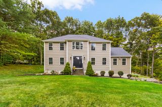 3 Tia Place, Franklin, MA 02038