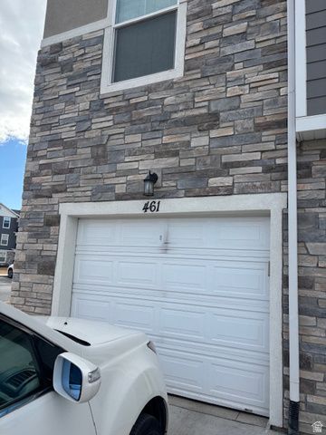 461 N 325 W, Vineyard, UT 84059