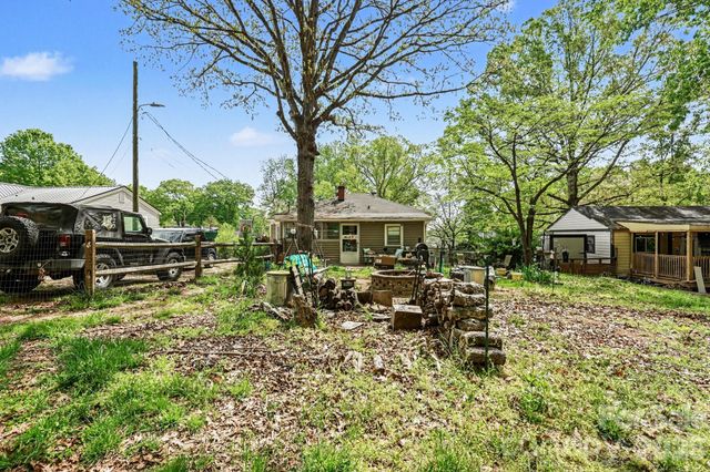 403 Oakdale Avenue, Kannapolis, NC 28083