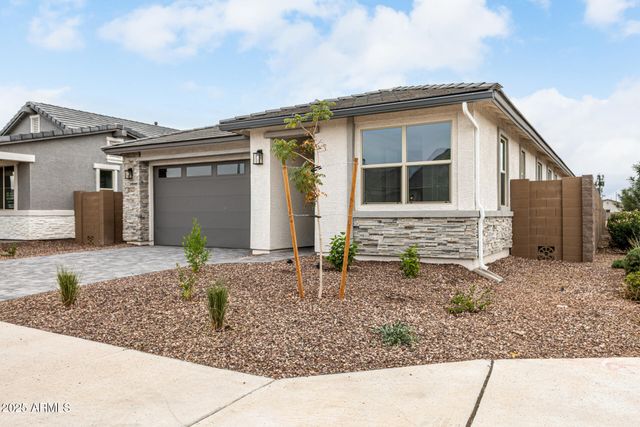 5423 W ROYAL PALM Road, Glendale, AZ 85302