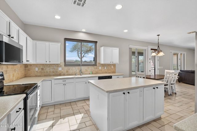 3367 W VIA DEL SOL Drive, Phoenix, AZ 85027