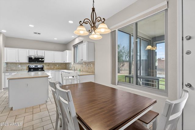 3367 W VIA DEL SOL Drive, Phoenix, AZ 85027