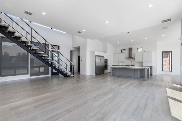 1321 Black Walnut Lane, Arlington, TX 76005
