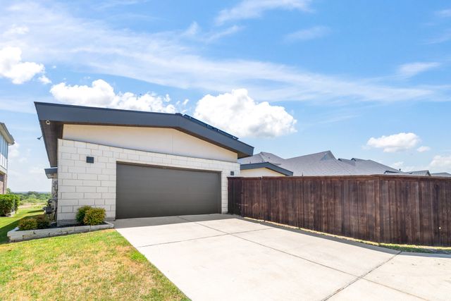 1321 Black Walnut Lane, Arlington, TX 76005
