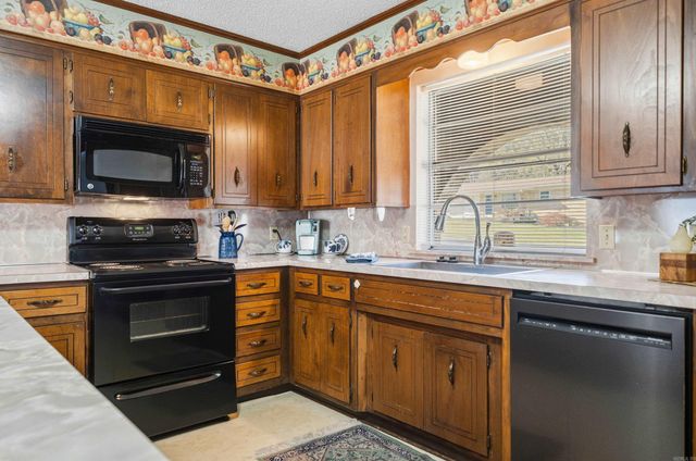 2301 Hobson Avenue, Hot Springs, AR 71913