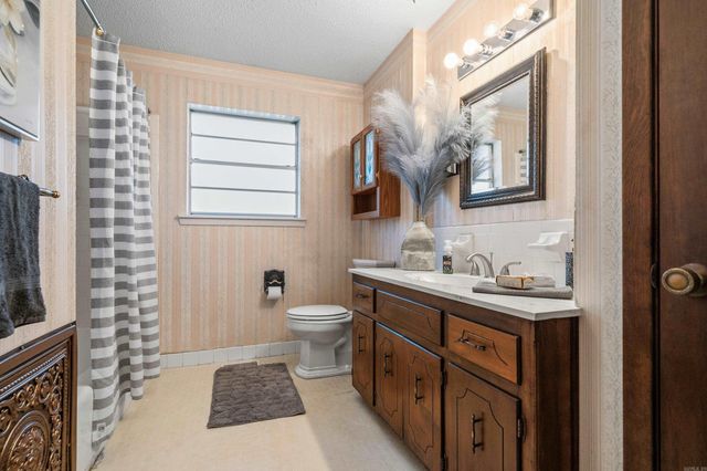 2301 Hobson Avenue, Hot Springs, AR 71913