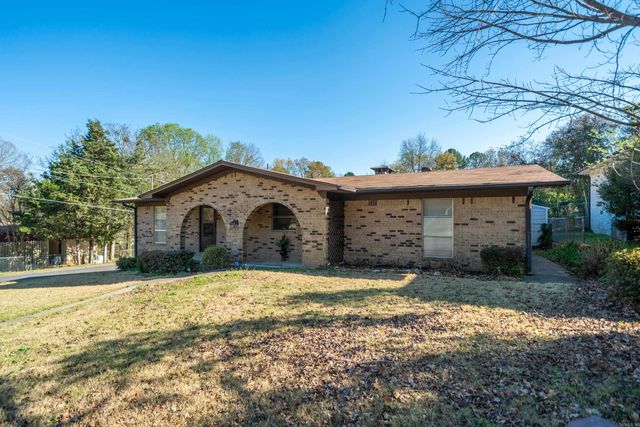 2301 Hobson Avenue, Hot Springs, AR 71913