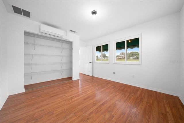 936 ORCHID STREET, Lady Lake, FL 32159