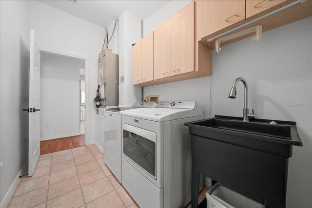 936 ORCHID STREET, Lady Lake, FL 32159