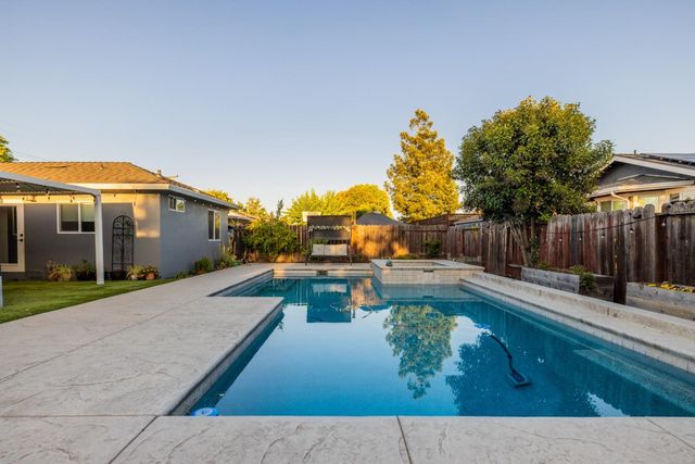 3817 Stanford Way, Livermore, CA 94550
