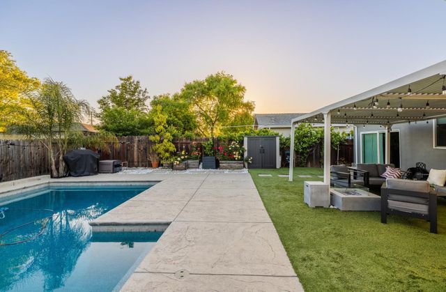 3817 Stanford Way, Livermore, CA 94550