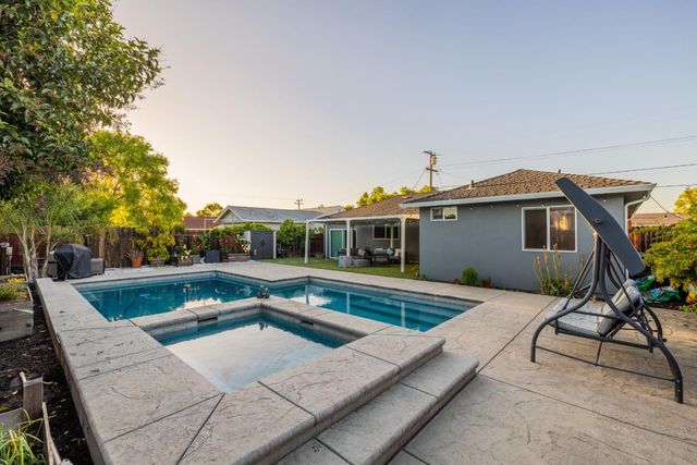 3817 Stanford Way, Livermore, CA 94550