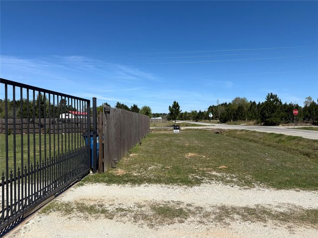 485 County Road 5006, Cleveland, TX 77327