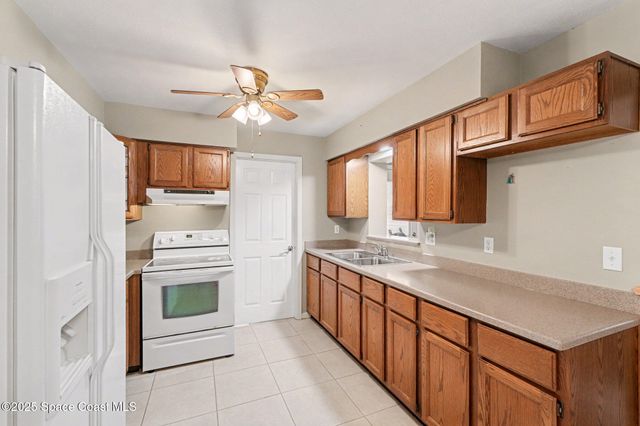 4520 Jenny Lind Drive, Mims, FL 32754