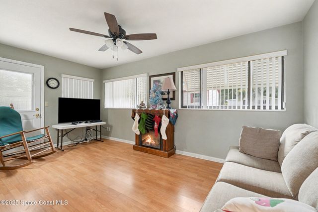 4520 Jenny Lind Drive, Mims, FL 32754