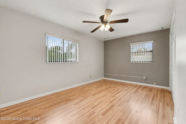 4520 Jenny Lind Drive, Mims, FL 32754