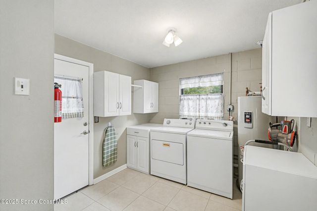 4520 Jenny Lind Drive, Mims, FL 32754